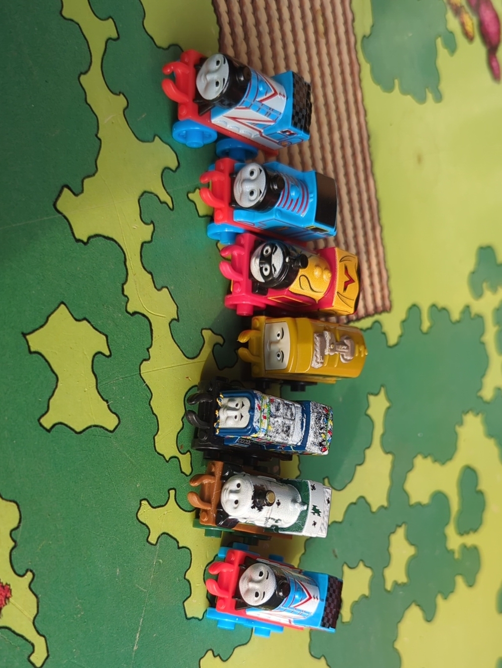 Thomas & Friends Mini Train Collection - Blue, Red, Yellow, White, Gold, Black
